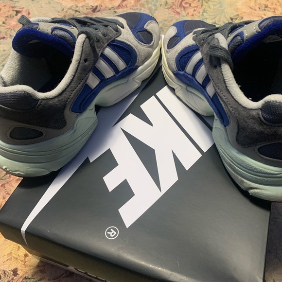 adidas Yung-1 Alpine - Picture 5 of 7